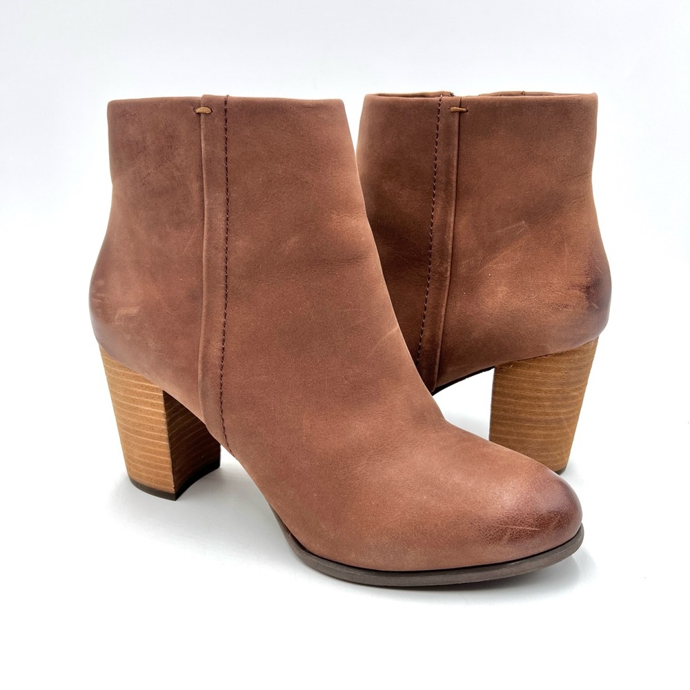 Vionic Kennedy Brown Leather Ankle Boots size 8
